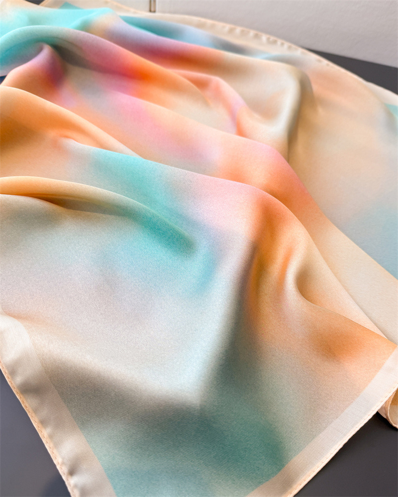 Bufanda de seda cuadrada a la  - Scarf Silk Square reseña y precio